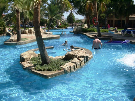 Poollandschaft