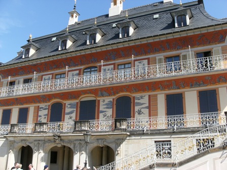 Schloss von der Elbseite