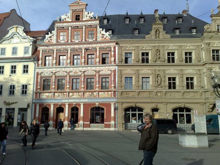 Haus zum breiten Herd