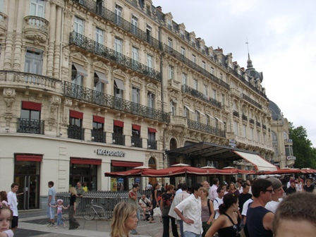Huser am Place de la Comedie 
