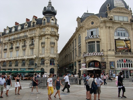 Huser am Place de la Comedie 