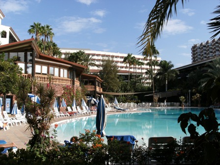 ...mit Pool