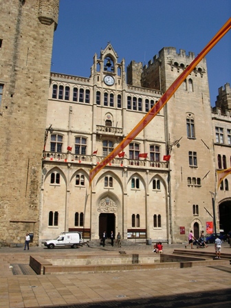 Burg und Rathaus