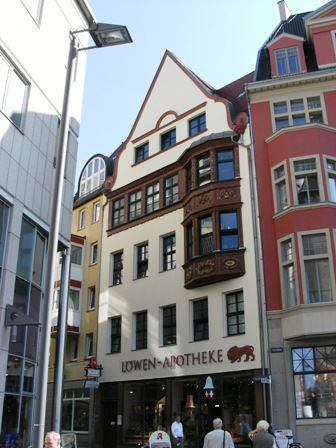 Lwen-Apotheke