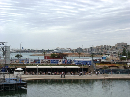 Blick auf den Hafen