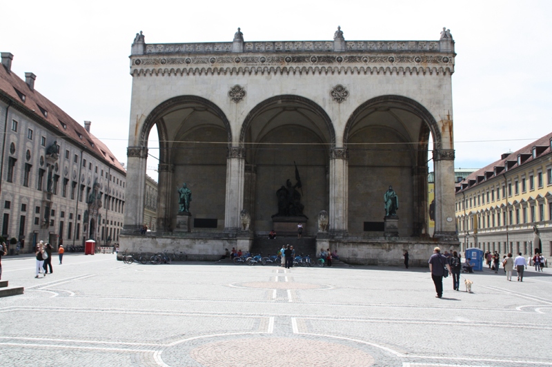 Feldherrenhalle