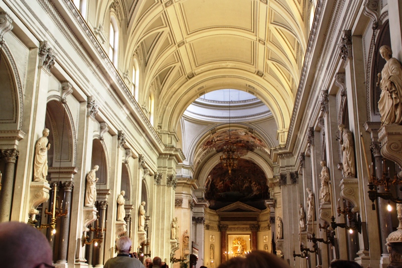 Dom innen